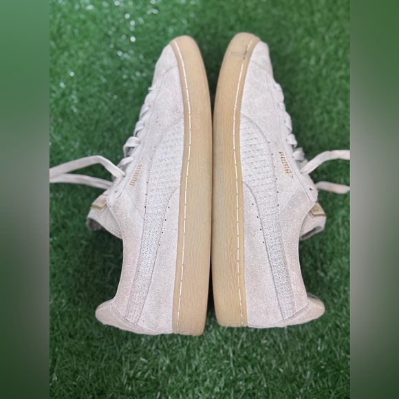 Puma Men's Light Gray Suede Sneakers Size 8 - Picture 4 of 7